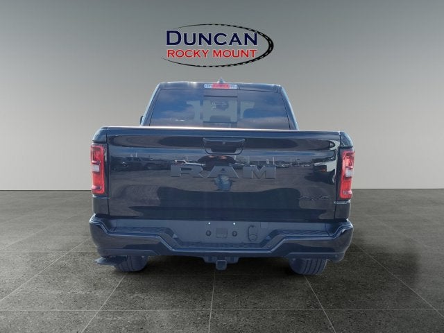 2027 RAM Ram 1500 RAM 1500 EXPRESS CREW CAB 4X4 5'7' BOX