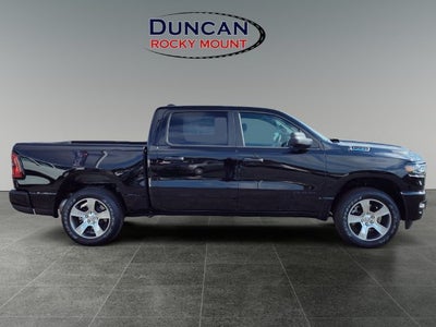 2027 RAM Ram 1500 RAM 1500 EXPRESS CREW CAB 4X4 5'7' BOX
